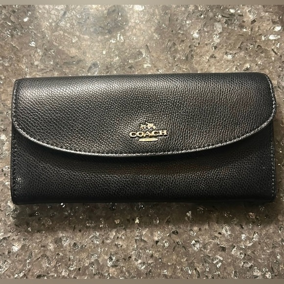 Coach Long Wallet In Black Classic Style With Gold Logo - Picture 1 of 4